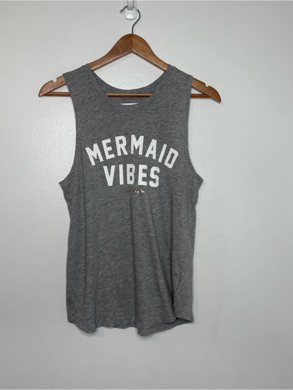 Mermaid Vibes Spiritual Gangster Tank Gray Sz Medium